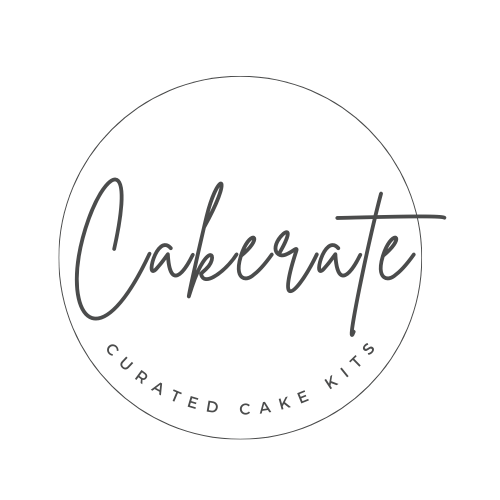 Daphnie's - MINIMALIST CAKE😍🎂🍰 Happy Carat Day!!!💙💜💕... | Facebook